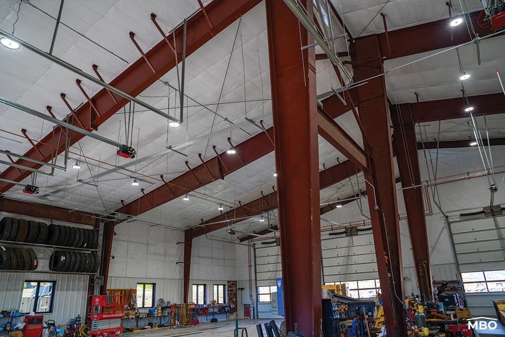 metal-building-interior flange bracing and insulation