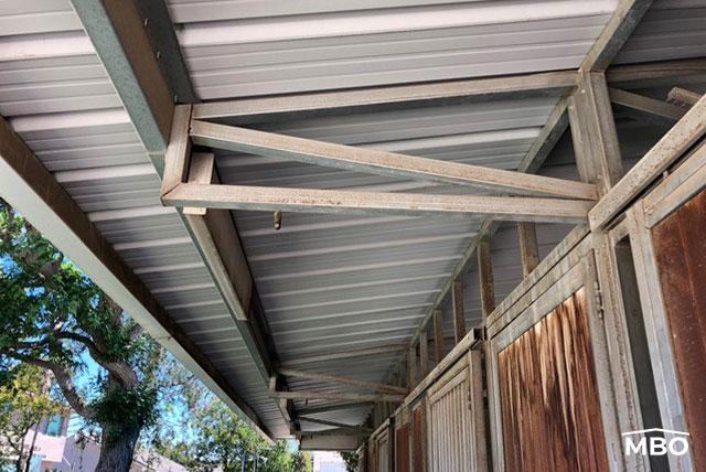 Overhang of Horse Shed Horse Shed Roof