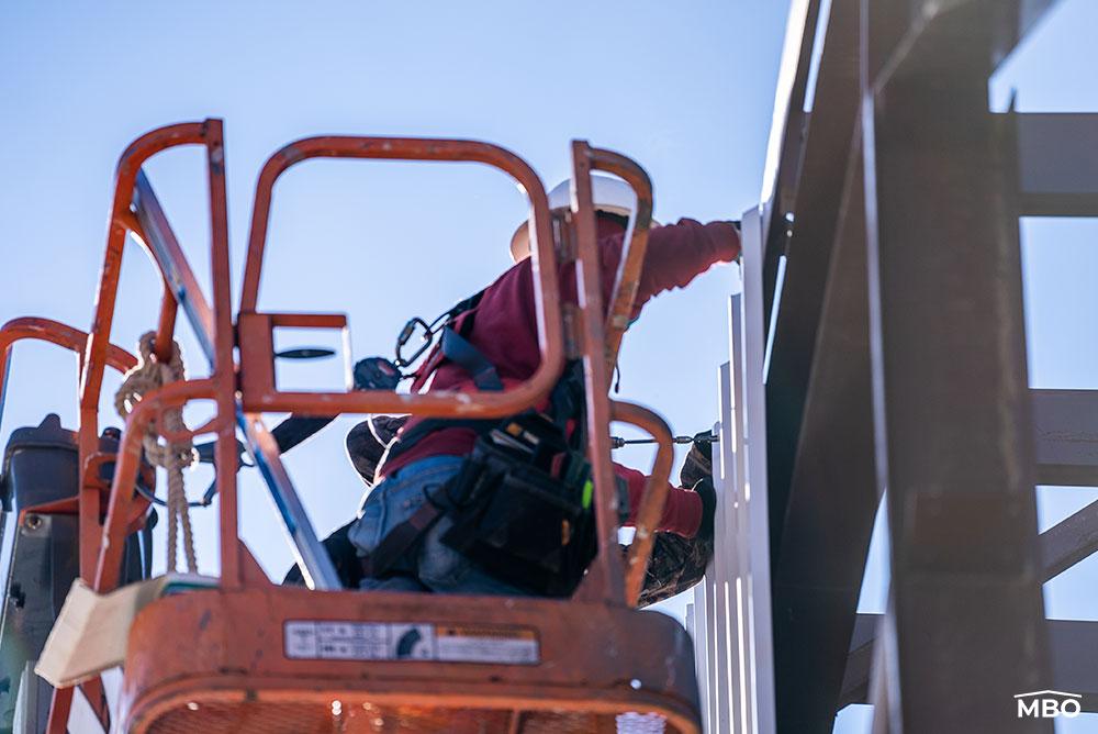 Steel Building Construction Crew Metal Building Construction Crew